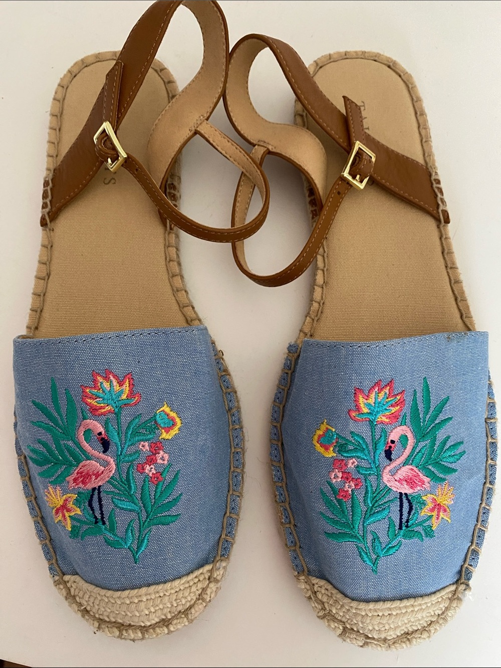 NWOT Talbots Flamingo Chambray espadrilles Size 9